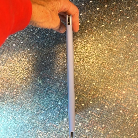 iPad Smart Folio, iPad Pro 11-inch (1st, 2nd, and 3rd generation) Light Violet - Picture 9 of 10